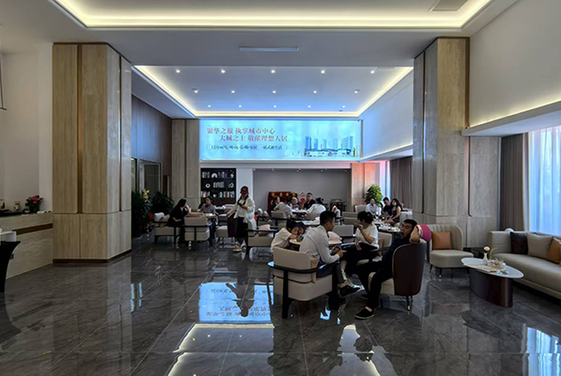 2025年7月15日，，，，，，，由我公司施工的华睿 · 中港城营销中心，，，，，，，交付使用，，，，，，，盛大开放。。。。。。。